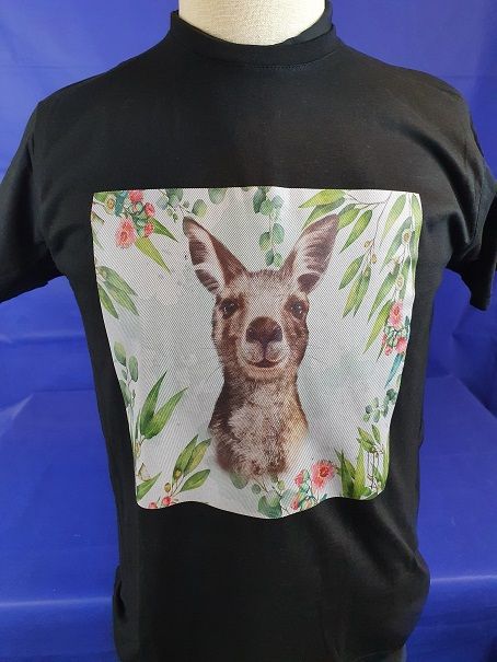 T-shirt - Zwart - Kangaroo - size M